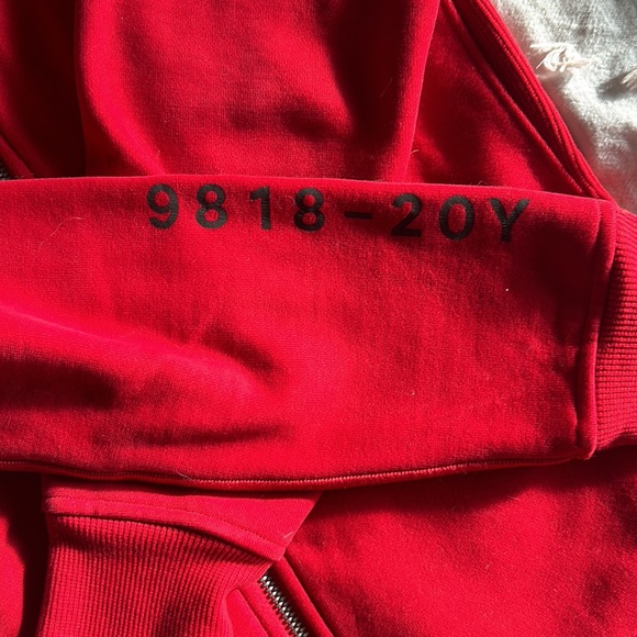 Lululemon special anniversary limited red zip scuba hoodie❤️❤️❤️❤️ - Picture 4 of 6